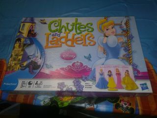 2009 Disney Princess Edition Chutes And Ladders Complete W/ 4 Figurines