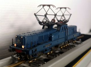 Jouef 8421 Echelle Ho 1/87 Locomotive Sncf Bb 13001 Bleue Sans Boite