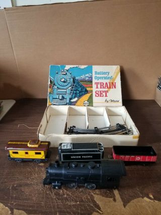 Vintage Marx Battery Operated Tin Train Set With Tracks