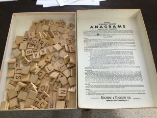 Scrabble Anagrams Game 1962 Box 180 Wood Tile w/ Maroon Letters Craft Scrapbook 3