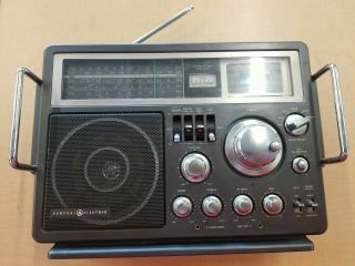 Ge General Electric Model 7 - 2990a Portable 6 Band Am/fm Shortwave Radio