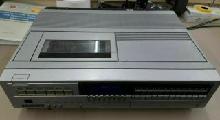 Sanyo VCR 4600 Betacord Betamax Video Cassette Player / Recorder 2