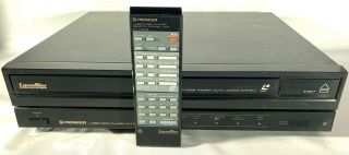 Pioneer Ld - 717 Laserdisc Laservision Player W/remote & 2 Laserdiscs