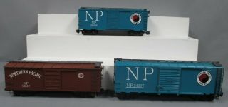 Bachmann,  Aristo - Craft,  Lionel G Northern Pacific Custom Boxcars [3]