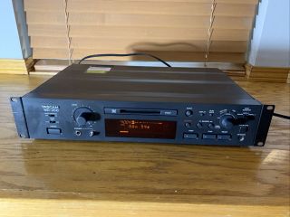Tascam Md - 350 Mini Disc Player And