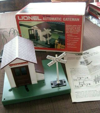 Vintage Lionel Model Train O Scale Automatic Gateman 6 - 2145 Lighted Shanty Ex