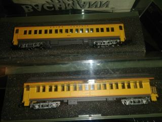 N Scale Bachmann Train Union Pacific Yellow Coach And Diner Cars Rare Perfect C
