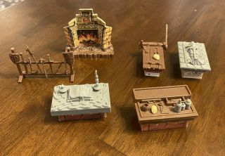 Heroquest Furniture Tomb Alchemy Weapons Torture Rack Fireplace Sorcerer 1990