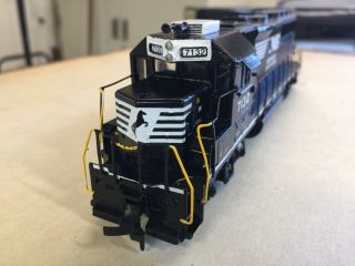 Ho Scale Norfolk Southern Gp 38 - 2 Custom Paint And Decals Locomotive Non Dcc
