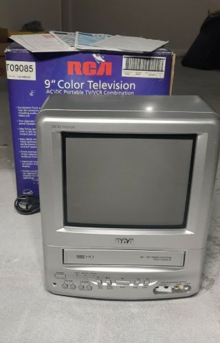 Rca T09085 9 - Inch Tv/vcr Combo Retro Gaming Ac/dc Great