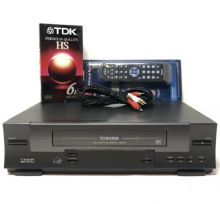 Toshiba Vcr W - 512 Vhs Player 4 Head Hi - Fi Stereo Recorder - Remote,  Cables & Tape