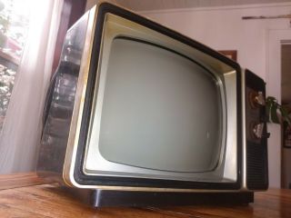 Zenith Solid State Tv Vintage Retro Television Portable 60s 70s K121y
