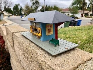 AMERICAN FLYER BY MINI - CRAFT 272 GLENDALE NEWS STAND - YELLOW SIGN 3