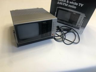 Rca Bwt050s 5 Inch Black And White Portable Tv Am Fm Radio W/ Box