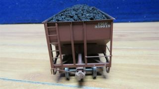 O SCALE 2 RAIL BRASS PRR PAINTED HOPPER WITH LOAD 8 