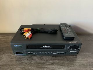 Emerson Vcr Vhs Player 4 Head Hi - Fi Video Cassette Recorder With Remote & Cables