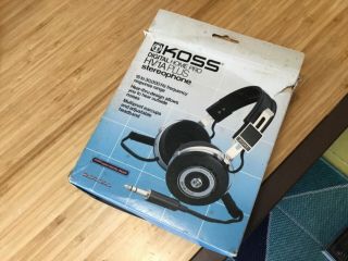 Koss HV/1A Classic Vintage Professional Stereo Headphones NOS need ear pads 2