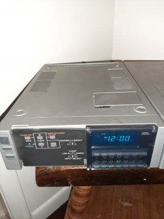 Sony SL - 2000 Betamax Player Recorder & Sony Tuner Timer Unit TT - 2000 2