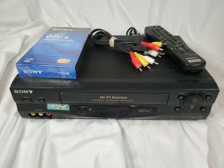 Sony Slv - N55 Vhs Vcr With Factory Remote,  Cables,  Vhs Tape Batteries