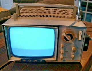 Vintage Sony Micro Television Sony 5 - 303w Micro Tv With Case