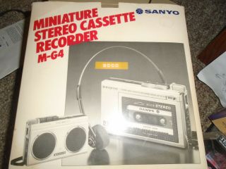 Vintage Sanyo M - G4 Mini Stereo Cassette Recorder For Parts/Repair 2
