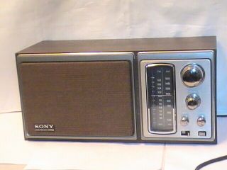 Wow - Sony Model No.  Icf - 9580w Am Fm 2 - Band Radio " Bass Reflex System "