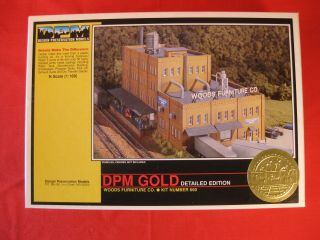 Dpm N Scale Woods Furniture Co Kit 660 Gold Detailed Edition