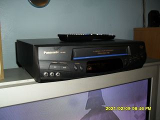 Panasonic Pv - 8451 Vcr 4 - Head Hi - Fi Stereo Vhs Player Recorder,  Cables