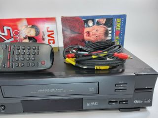 Toshiba W - 614 VHS VCR Video Cassette Recorder/Player 4 Head HIFI Stereo,  Remote 3