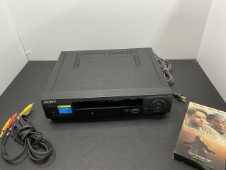 Sony Slv - 678hf Vhs Vcr Player Recorder,  Tape And Cables - - No Remote