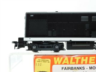 HO Scale Walthers 932 - 1315 NYC York Central FM 10 - 44 Diesel Locomotive 8305 2