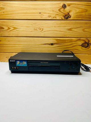 Sony Slv - N77 Vhs Video Cassette Recorder Vcr Black With Remote