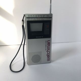 Vintage Sony Watchman Fd - 30a Am/fm Portable Tv And In Euc