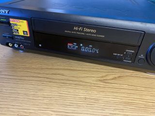 SONY VHS VCR PLAYER RECORDER SLV - 685HF 3