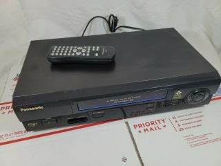 Panasonic Omnivision Pv - V4611 Vcr Vhs Player With Remote