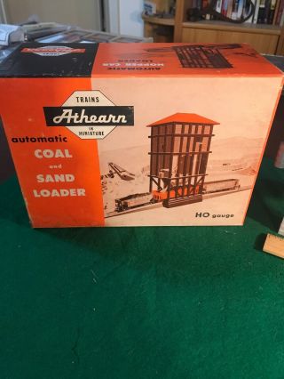 Ho Scale Athearn Automatic Coal And Sand Loader 3155/0180 Rare (430ho1)