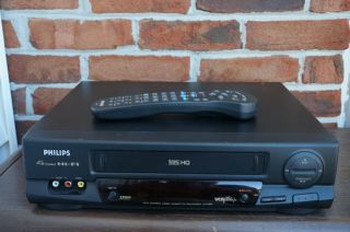 PHILIPS VCT - 565 VCR 4 Head Hifi VHS player and recorder with remote 3