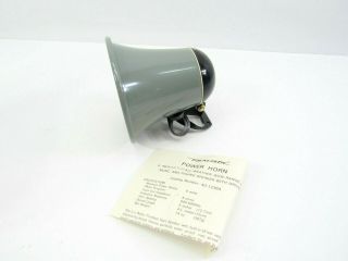 Vintage Realistic Power Horn Speaker Model 40 - 1236A 5in All Weather PA Music 2