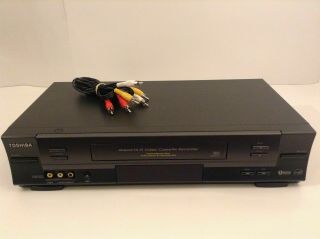 Toshiba Vcr W625cf Vhs Player Recorder With Av Cable - No Remote