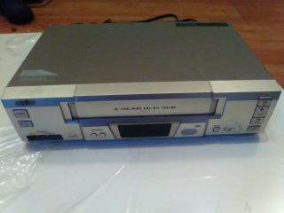Sanyo Vwm - 700 Vcr Stereo Hi - Fi Video Cassette Recorder