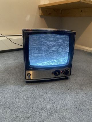 Sony Tv - 115 Black And White Crt Tv