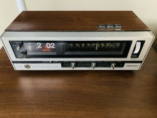 Vintage Soundesign Am - Fm Stereo Flip Clock -