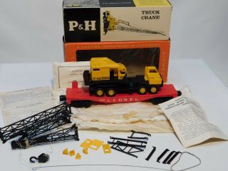 Lionel Postwar 6828 Rare " Red " Flat Car & P&h Harnischfeger Truck Crane W/box