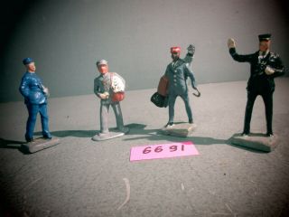 Four Vintage Lionel Pre - War Figures From Set 550 1932 To 1936.