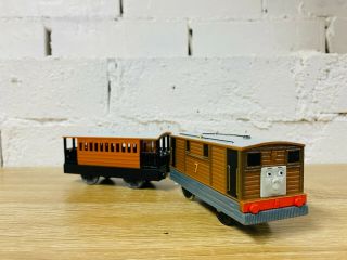 Toby & Henrietta - Thomas & Friends Trackmaster Motorised Trains Not Tomy