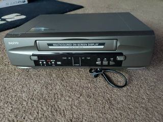 Sanyo Vwm - 275 4 Head Vcr Vhs Video Cassette Player Recorder No / Remote Control