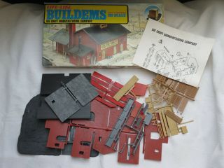 Life - Like Buildems HO Die Craft Manufacturing Co in a very battered box 2