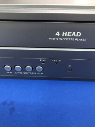 MAGNAVOX DV200MW8 4 HEAD VHS/DVD Combo Video Player No Remote 2