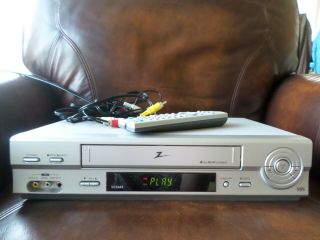 Zenith Vcs442 Vcr Vhs 4 Head Player Recorder Remote Comtrol & Cables Great