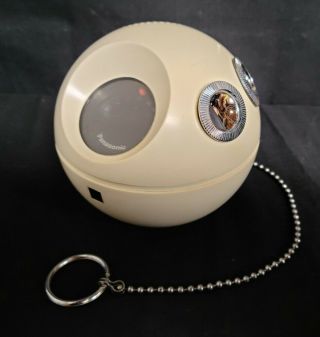 Panasonic R - 70 Ball And Chain Panapet Am Radio,  White,  Solid State